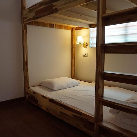 P.S Guesthouse Itaewon Séoul Extérieur photo